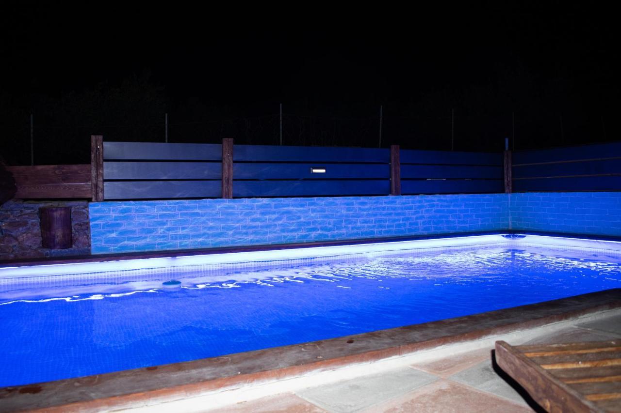 Haritos Holidays Home Pombia Buitenkant foto